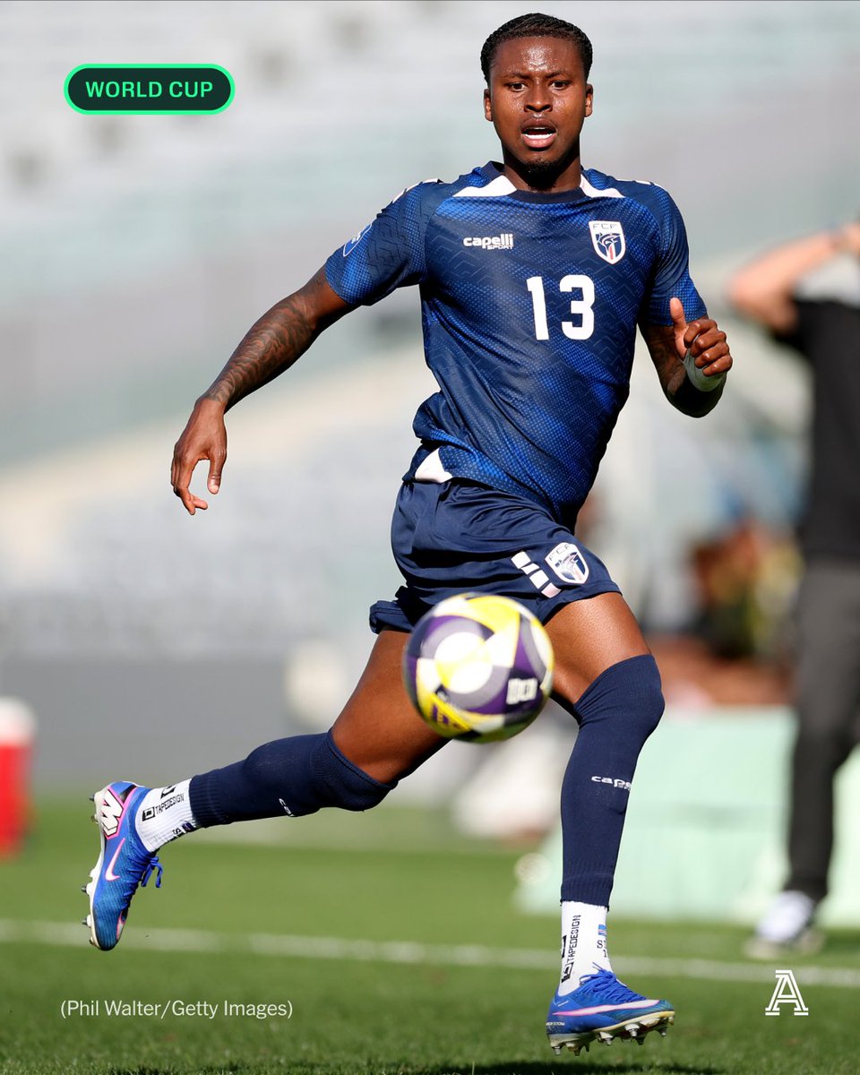 folarin_osuola's tweet photo. @FIFAWorldCup Sidney Lopes Cabral levels for Cape Verde! This match is giving!! Argentina 2 Cape Verde 2. One of the best matches of the 2026 FIFA World Cup!!!! https://t.co/5xThmhE1og