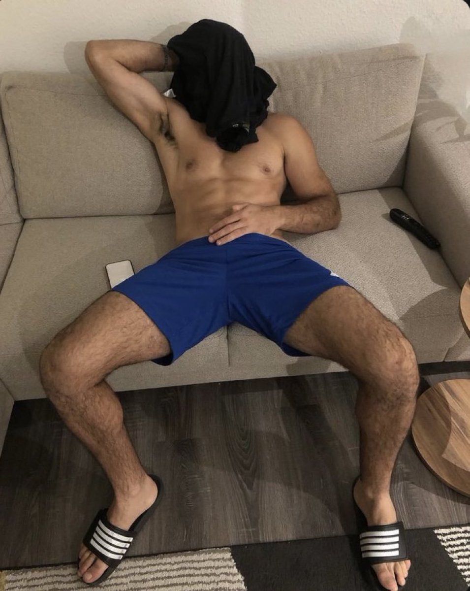 uzzmaxz's tweet photo. Sexy boy 🥴🔥 https://t.co/rfBLyIvIqE