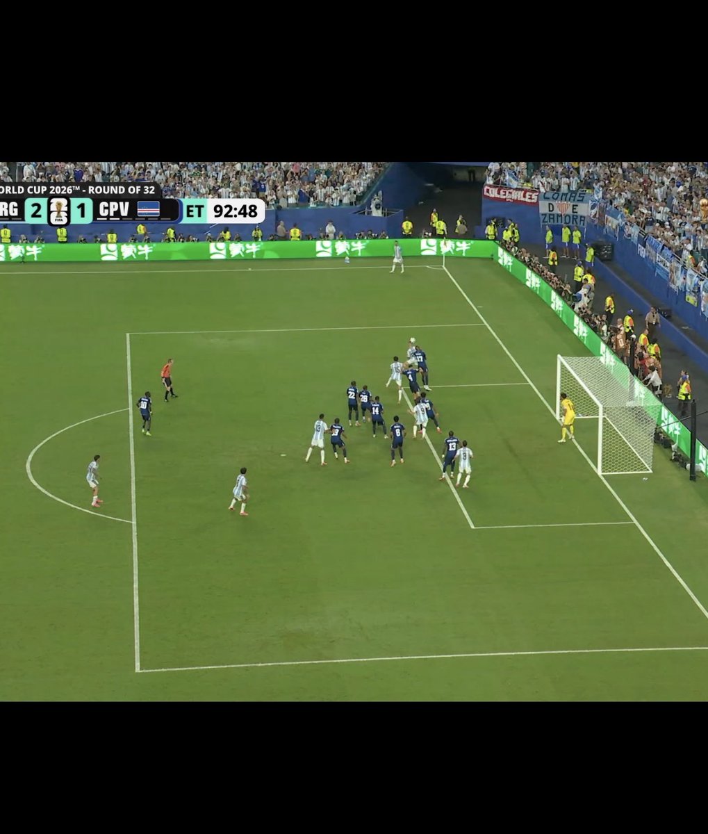 ThatSoccerFan7's tweet photo. How did this goal stand?
Another corruption loading for Argentina? https://t.co/icSeI5GVHS