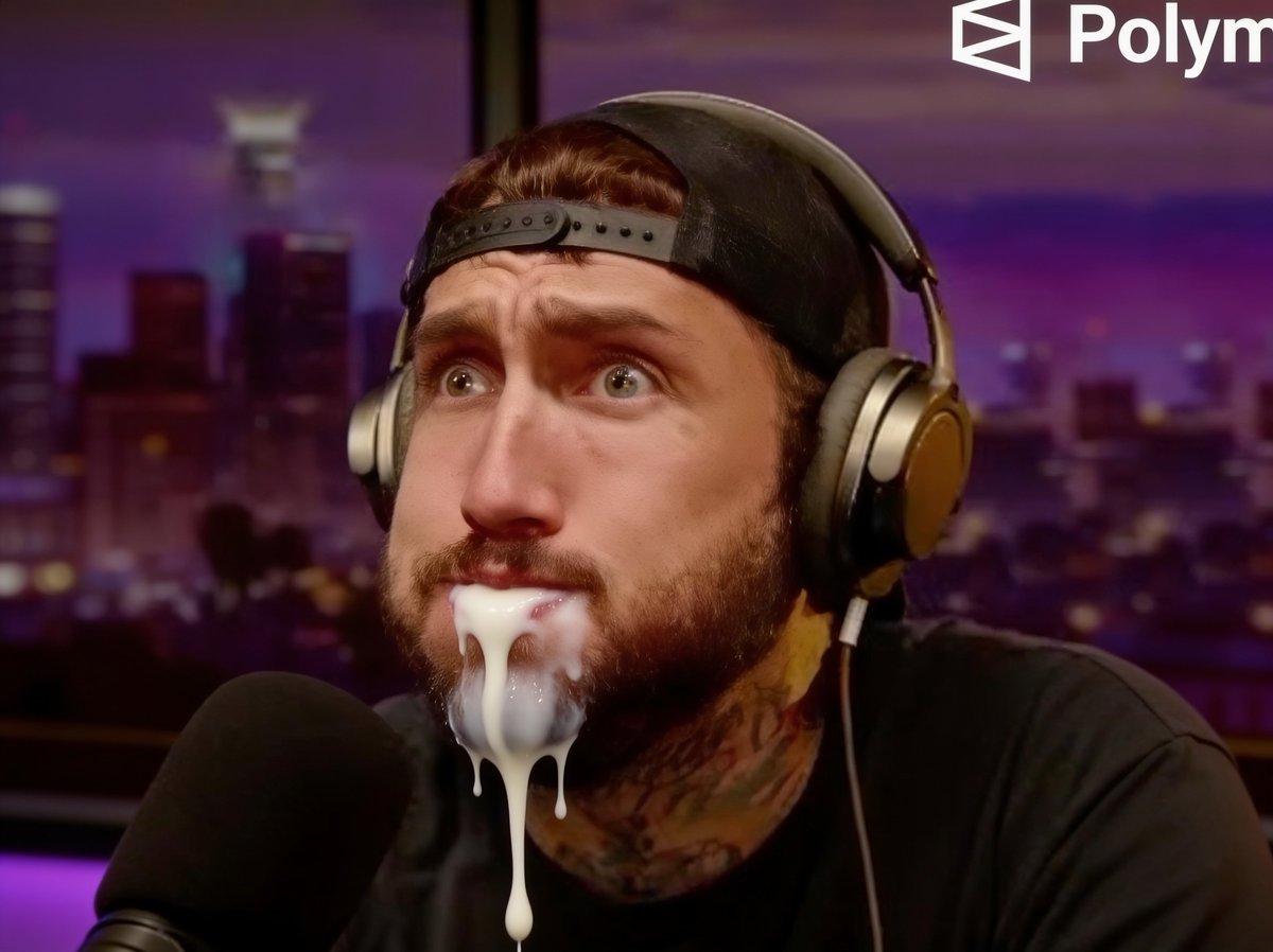 fixinity's tweet photo. Just in a day @Banks has one of the funniest meme 😁 

I find this kinda hilarious 😂 https://t.co/bFoAIkr59x