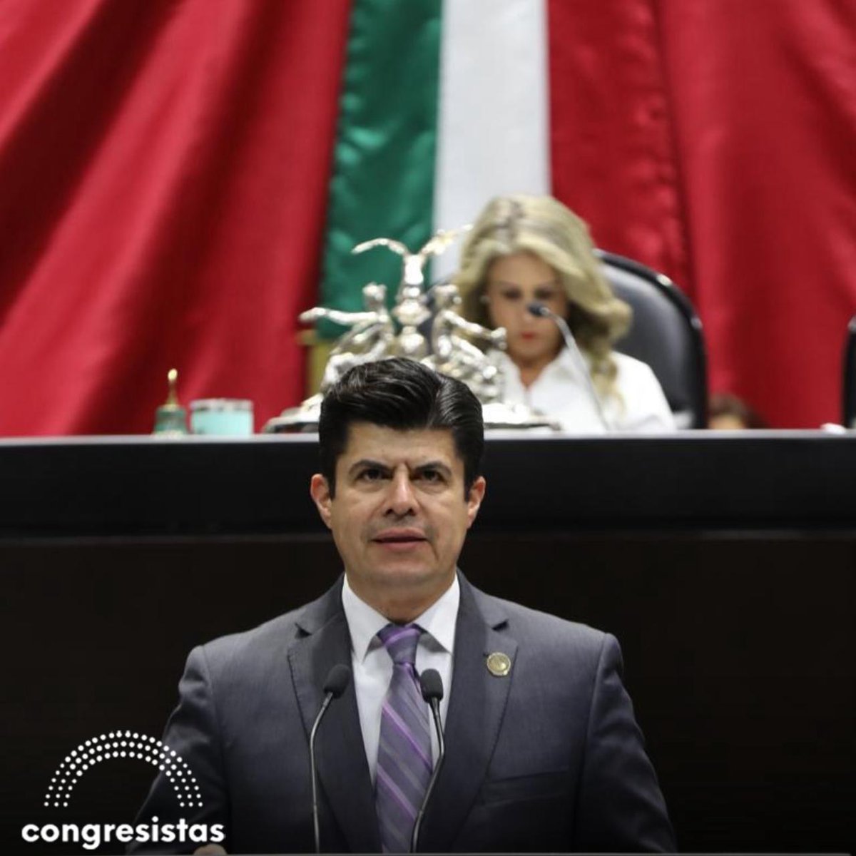 CongresistasMex's tweet photo. ¡Humberto Ambriz [@humbertoambriz] exige concluir pagos pendientes a jueces y magistrados!

El diputado federal del PRI [@GPPRIDiputados] exhorta al Poder Judicial de la Federación [@TEPJF_informa] a realizar el pago de indemnizaciones, pensiones y demás prestaciones económicas a juezas, jueces, magistradas y magistrados que concluyen su encargo tras la reforma judicial de 2024.

Nota: 📑 https://t.co/6KGjIcIC7j 

Afirmó que el Estado debe garantizar la seguridad jurídica y el respeto a los derechos adquiridos de las personas juzgadoras.