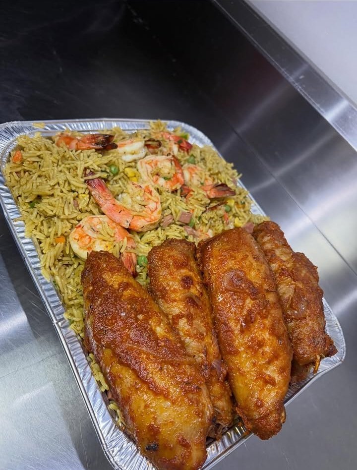 geoffreypa6667's tweet photo. Jollof or Fried Rice❓❓❓❓ https://t.co/aGz5Vp8ODm