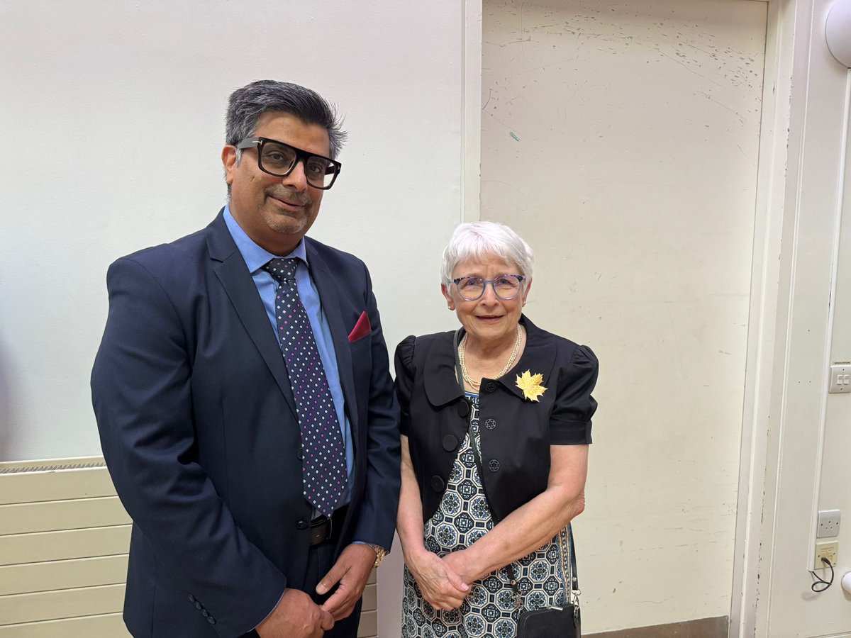AhmadiyyaScot's tweet photo. A pleasure to connect with Mrs Mary Duncan, Honorary Consul General of Canada, at The Consular Corps in Scotland Soiree. We shared insights into the vibrant Ahmadiyya Muslim Community in Scotland and our ongoing work.  🇨🇦 🏴󠁧󠁢󠁳󠁣󠁴󠁿 https://t.co/VywQhQculW