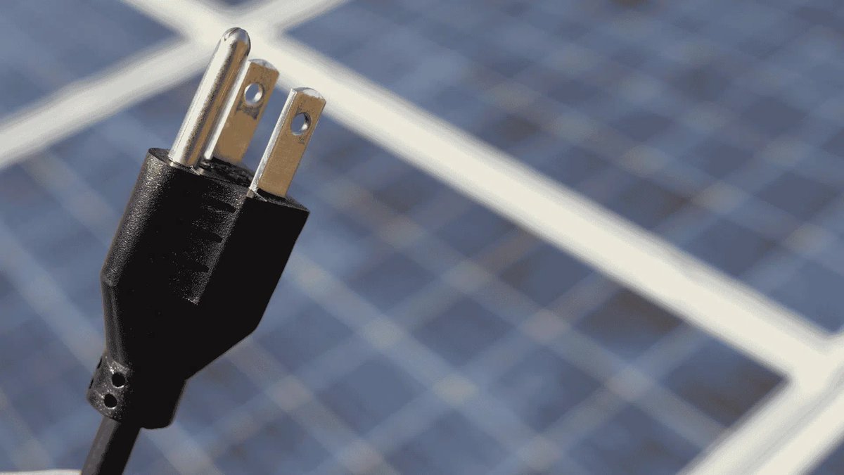 cleanenergyorg's tweet photo. From Disney World going solar to EV drivers saving money, the #CleanEnergyGeneration is making progress every day here in the Southeast. Take a look at just six of the many signs of progress 👉 https://t.co/2urDQyH1UD https://t.co/UmXhPBKCoB