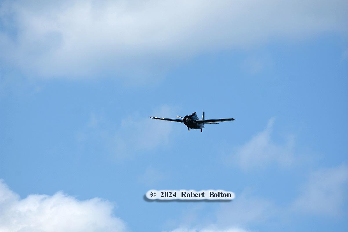 robertbolton443's tweet photo. For this #flashbackfriday a return to 2024 and the #battleofsaipan #livinghistory event @CollingsFdn @AHMuseum in #stowma were I saw this #fm2wildcat do a #flyby. #nikon #d7200 #nikkor70300mm #nikonphotography #nikonlove #nikonnofilter #nikoncreators #nikonglobal #nikonshots #FBF https://t.co/YFNUm6Hagk