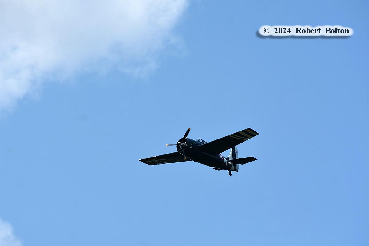 robertbolton443's tweet photo. For this #flashbackfriday a return to 2024 and the #battleofsaipan #livinghistory event @CollingsFdn @AHMuseum in #stowma were I saw this #fm2wildcat do a #flyby. #nikon #d7200 #nikkor70300mm #nikonphotography #nikonlove #nikonnofilter #nikoncreators #nikonglobal #nikonshots #FBF https://t.co/YFNUm6Hagk