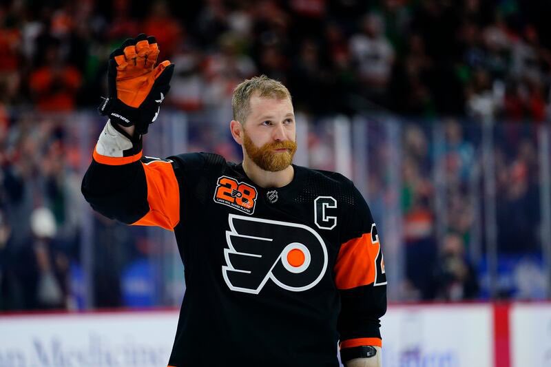 PHLFlyersNation's tweet photo. Per @TheFourthPeriod:

F Claude Giroux is returning to Philadelphia 

#LetsGoFlyers https://t.co/14tkP1H1Jl