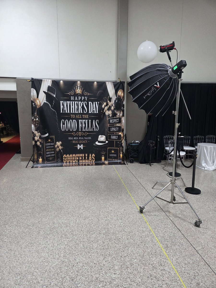 GushFilms's tweet photo. WE PRINT BACKDROPS. 
#MIAMI #QUAITYPRINTS https://t.co/jOB0kEWMwg