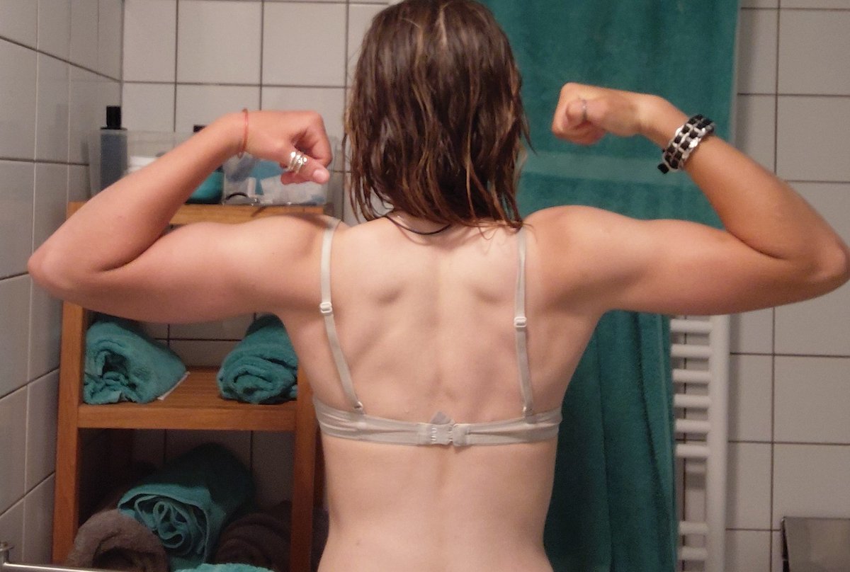 simon370017's tweet photo. Lwk only started going to the gym to cover up my #BED by just 'being on a bulk' and now I'm genuinely starting to get kinda bulky😭🙏#gymcel https://t.co/Tez9Ixa3pj