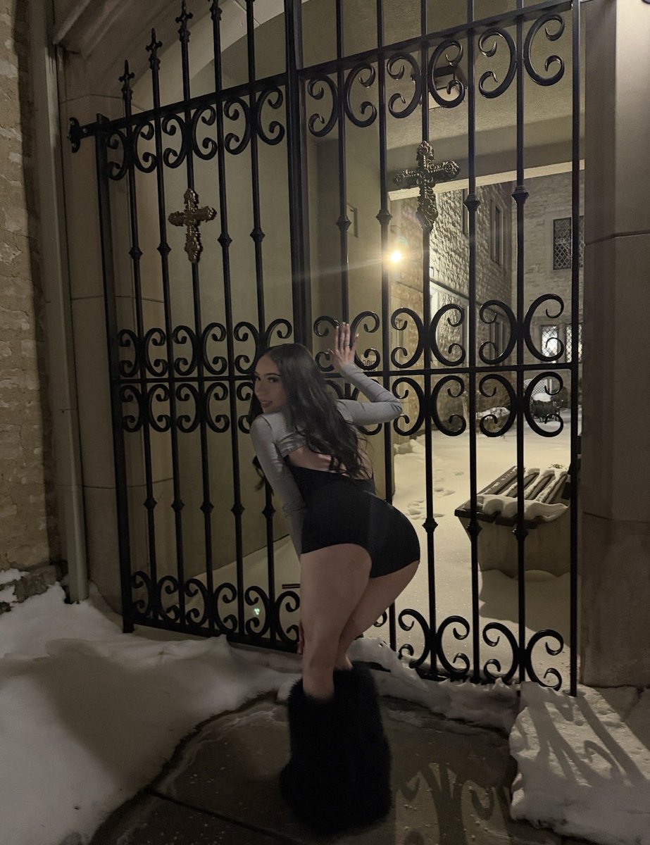 cocollocoo's tweet photo. https://t.co/WOqnNzBmLI click the link 2008 💕 #pytt #fanvue #onlyfans https://t.co/7OfaIGkzlh
