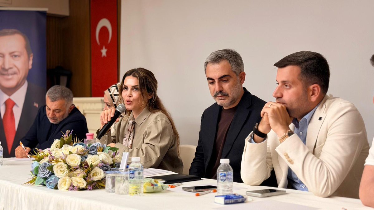 AvBehiye's tweet photo. 📍 AK Parti Ataşehir Teşkilat Gündemli Genişletilmiş İlçe Danışma Meclisi

"Biz, gücünü birliğinden ve sarsılmaz bağlarından alan büyük bir aileyiz." 🇹🇷

Ataşehir’de gerçekleştirdiğimiz Genişletilmiş Danışma Meclisi Toplantımızda, dava arkadaşlarımızın sahadaki gayretini ve önümüzdeki döneme ilişkin hedeflerimizi istişare ettik.

Türkiye Yüzyılı vizyonumuz doğrultusunda, ilk günkü heyecan ve kararlılıkla yolumuza devam ederken; bu süreçte omuz omuza çalıştığımız Ataşehir teşkilatımızın her bir mensubuna gönülden teşekkür ediyorum.

@akpartiistanbul
@atasehirakparti
@atasehirak1
@AtasehirAkGenc