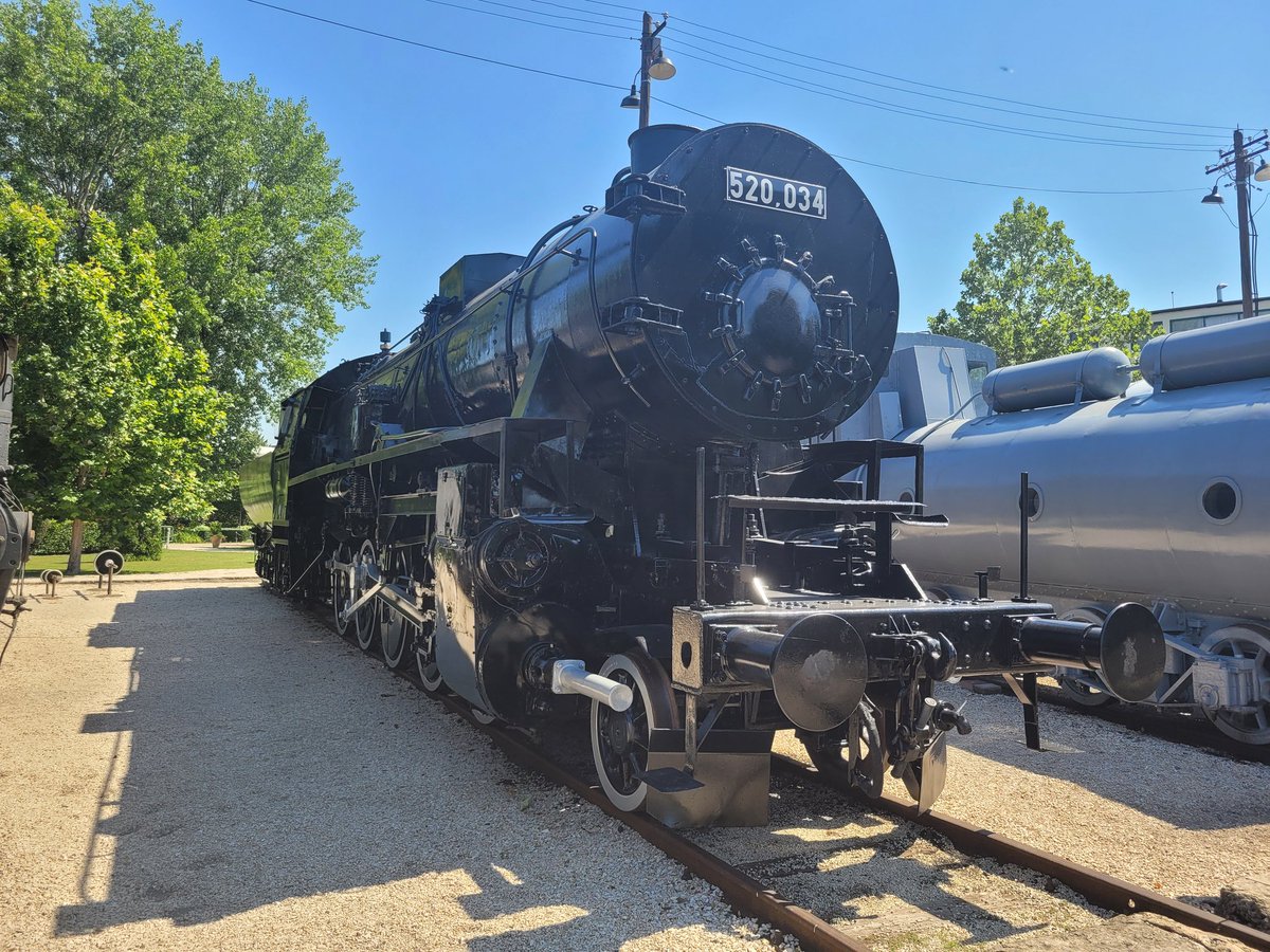 THR_Shrek's tweet photo. whilst away in budapest 
I did wonder off to the largest open air rail museum in Europe for a few hours and to take in the variety of rolling stock within the grounds, from little tank engines to the giants like the Class 301 and the Class 520 Kriegsloks https://t.co/9qrNq77OYi