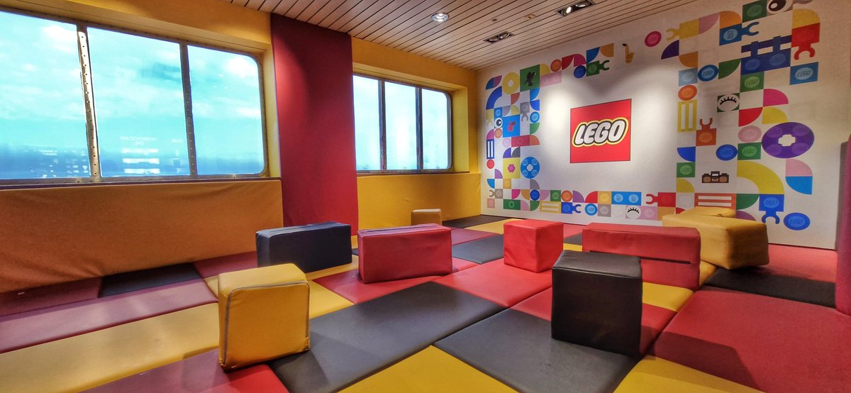 AntonWardPhoto's tweet photo. Irish Ferries is bringing a brand-new family attraction to sea this summer with the launch of a LEGO® POP-UP shop on the James Joyce on the Dublin-Holyhead route #lego #irishferries #legoshop https://t.co/dkNWxQ20gI