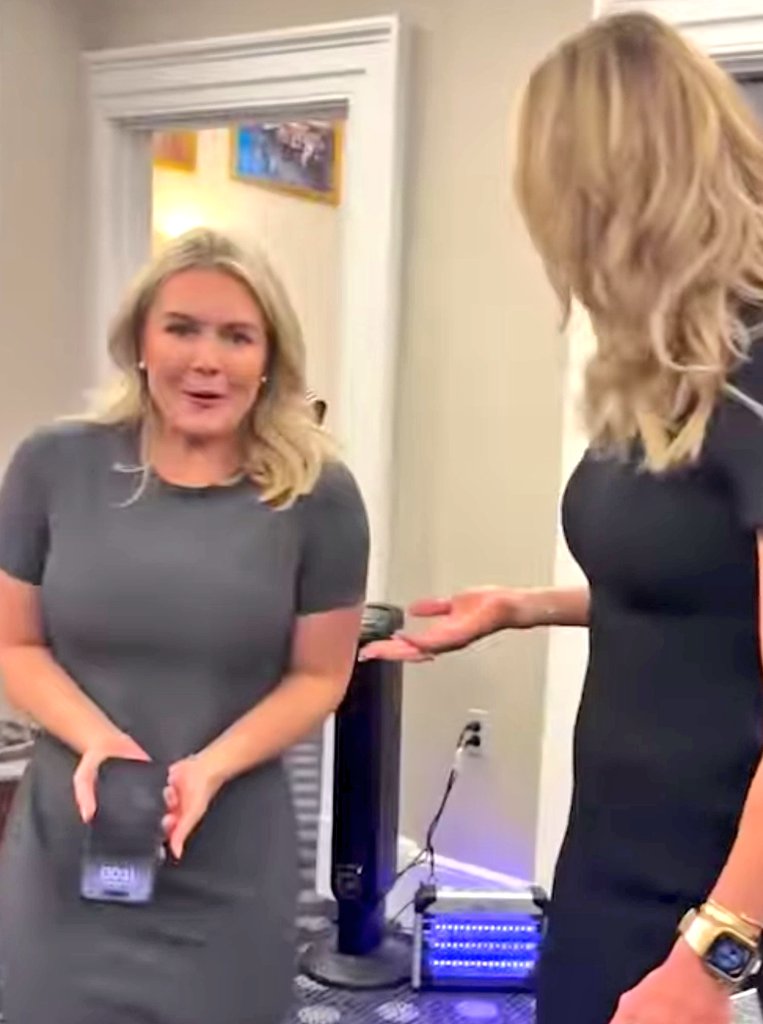 CattardSlim's tweet photo. Karoline Leavitt keeps a fan &amp; ionizer outside of her office door to try &amp; keep the smell of Trump out.

Seriously. 👇 https://t.co/qGJsOXJjPP