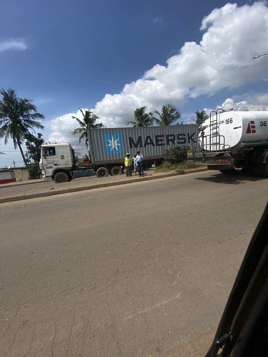 eloru_eric's tweet photo. Every truck delivers two things.
The first is obvious: food, medicine, fuel, parts, people. https://t.co/5NxFMIlwwu