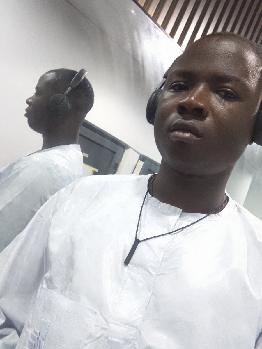 Adeyemi John tweet media