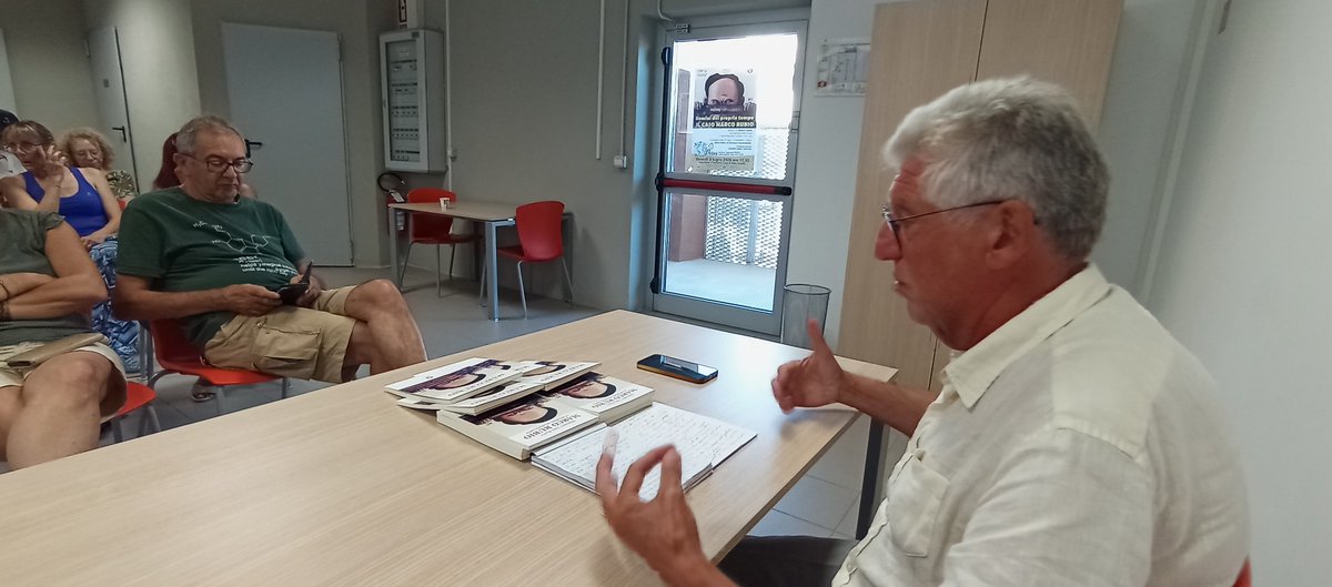 assousei's tweet photo. Grande partecipazione e dibattito a Vado Ligure per la presentazione del saggio su Marco Rubio https://t.co/UsBfoQ4oHB https://t.co/mHzFTL5aHs