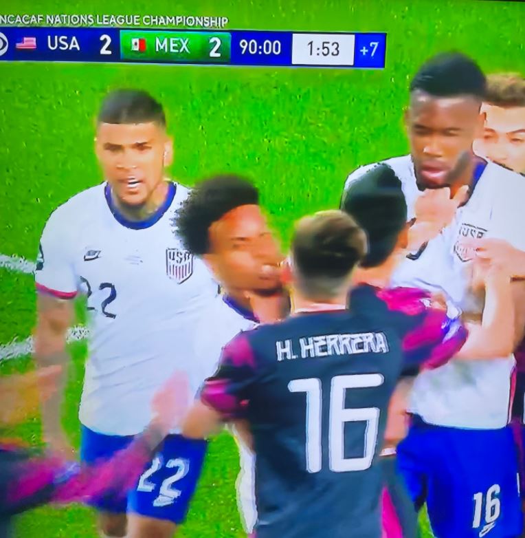 toonarmytx's tweet photo. You can love Mexico the country, Mexican people, Mexican culture, etc. I certainly do. But in soccer/football? Fuck no. If you're new here, talk to your real ones #USMNT friends. We do not root for the Mexican national team. I didnt say you have to root for England either, btw https://t.co/sFOBDgYQqI