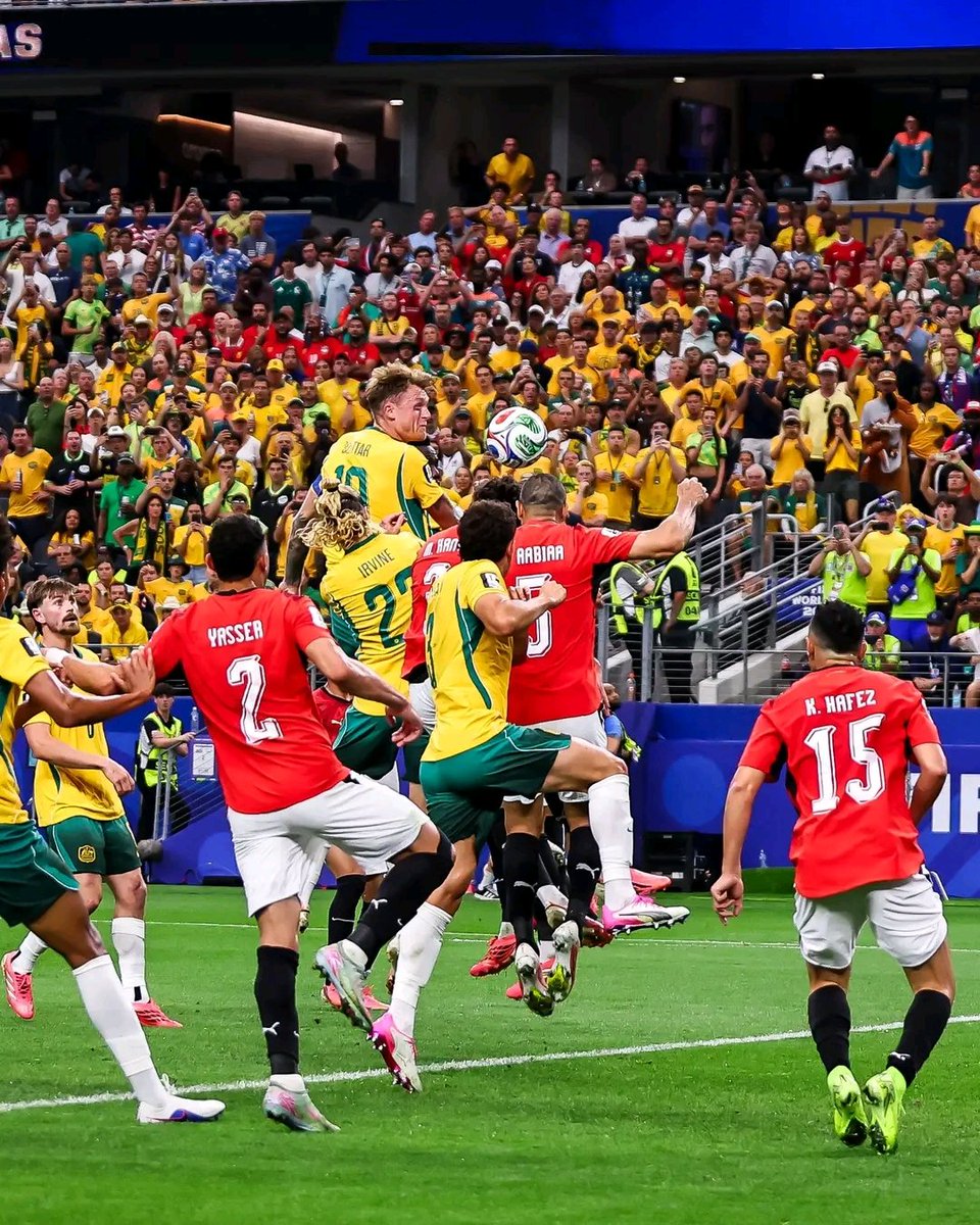 fccertain's tweet photo. 𝗔𝗨𝗦𝗧𝗥𝗔𝗟𝗜𝗔 𝗔𝗥𝗘 𝗕𝗔𝗖𝗞 𝗟𝗘𝗩𝗘𝗟!!! 🇦🇺🔥

#MohamedHany touch from Australia’s set piece ends in his own goal to bring the Socceroos back level. 😳🥶

Australia 1-1 Egypt (55’)

#Australia #Egypt #FIFAWorldCup #WC2026 https://t.co/3aeE1bi9vr