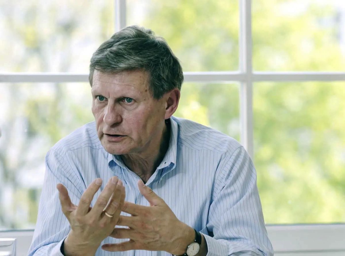OlenaRohoza's tweet photo. The architect of Poland's economic miracle, former Finance Minister and Deputy Prime Minister of Poland, and world-renowned economist Leszek Balcerowicz says that anti-Ukrainian hatred in Poland is a sign of either malice or stupidity.

I would add to Mr. Balcerowicz's words that anti-Polish hatred in Ukraine, which has flared up in response to Karol Nawrocki's provocation, is just as much a sign of malice or stupidity.

It has become increasingly obvious that politicians in both countries have seized on this confrontation as an opportunity to boost their ratings among voters who believe all of their problems are caused by their neighbors.

The Polish side started it, and the Ukrainian side has eagerly joined in, fueling the controversy. Nawrocki's and Zelenskyy's approval ratings may be soaring, but on the ground, it is the people of both countries who bear the consequences. If war with Russia escalates, it will be ordinary Poles—not Nawrocki—who will have to fight.

Many people are now quoting obscure fringe figures from Poland who spread negative narratives about Ukraine and Ukrainians in order to prove their point.

Don't look to nobodies for guidance.

Quote Leszek Balcerowicz instead—a recipient of honorary doctorates from dozens of universities, including Karazin Kharkiv National University. He is also Polish, but his voice carries far greater weight than that of loud, populist agitators.

Anti-Ukrainian hatred—and anti-Polish hatred as well—is a sign of either malice or stupidity.

It's hard to put it any better.