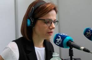 NotiCerteza's tweet photo. Los periodistas investigan y @anacrisrestrepo demuestra que no es periodista, ella con su lengua de serpiente destila odio y no verifica las pendejadas que expresa. https://t.co/rkNRnIz4l6