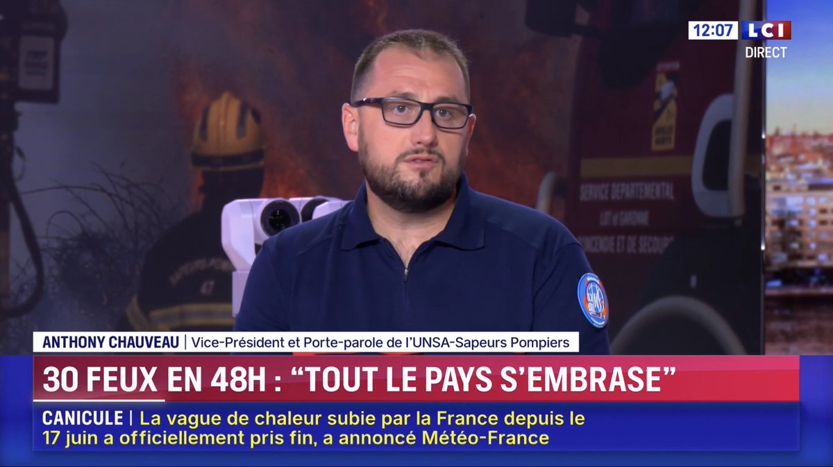 Antho_CHAUVEAU's tweet photo. #FeuDeForet | Clap de fin d’une journée marathon sur les plateaux TV afin d’apporter une vision de Terrain sans langue de bois !
#pompiers #SDIS #canadair
#UNSA #UNSAfp https://t.co/NF3f143Emt