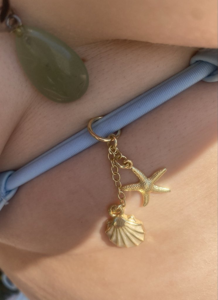 dizzyizzyyy3's tweet photo. new bikini cute #nsfw #goonette https://t.co/7cIGyjr6SE