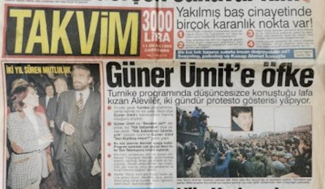 debuffer2's tweet photo. Güner Ümit çok zeki ve komikti. En büyük kanallarda en çok izlenen programları o yapıyordu. Milyonlarca hayranı vardı. Bir eli yağda ötekisi balda dolce vita hayat yaşıyordu. Bir gün Alevilerle ilgili bir şaka yaptı, kanalın camlarını kırdılar. Günlerce evinden bile çıkamadı. Kariyeri de hayatı da bitti. Medeni ölü haline getirildi.

Deniz Göktaş sadece tutuklandı. Muhtemelen birkaç güne serbest kalır, işi gücü yolu önü açılır, hayatına kaldığı yerin çok daha iyisinden devam eder. Birkaç güne gündemden düşer, birkaç ay sonra adını kimse hatırlamaz.

Neden peki? Çünkü Sünni Müslümanlar imtiyaz değil adalet ister. Devletin kestiği cezaya razı olur. Kin tutmaz. Zulmetmez. Hidayet diler, Allah'a havale eder. Çoğunluk olmanın, güçlü olmanın vakarını taşır. Demokrasi, ifade özgürlüğü, çok seslilik gibi sloganlara güler geçer.

Bana Müslüman olmayı nasip eden Rabbime sonsuz şükürler olsun.
