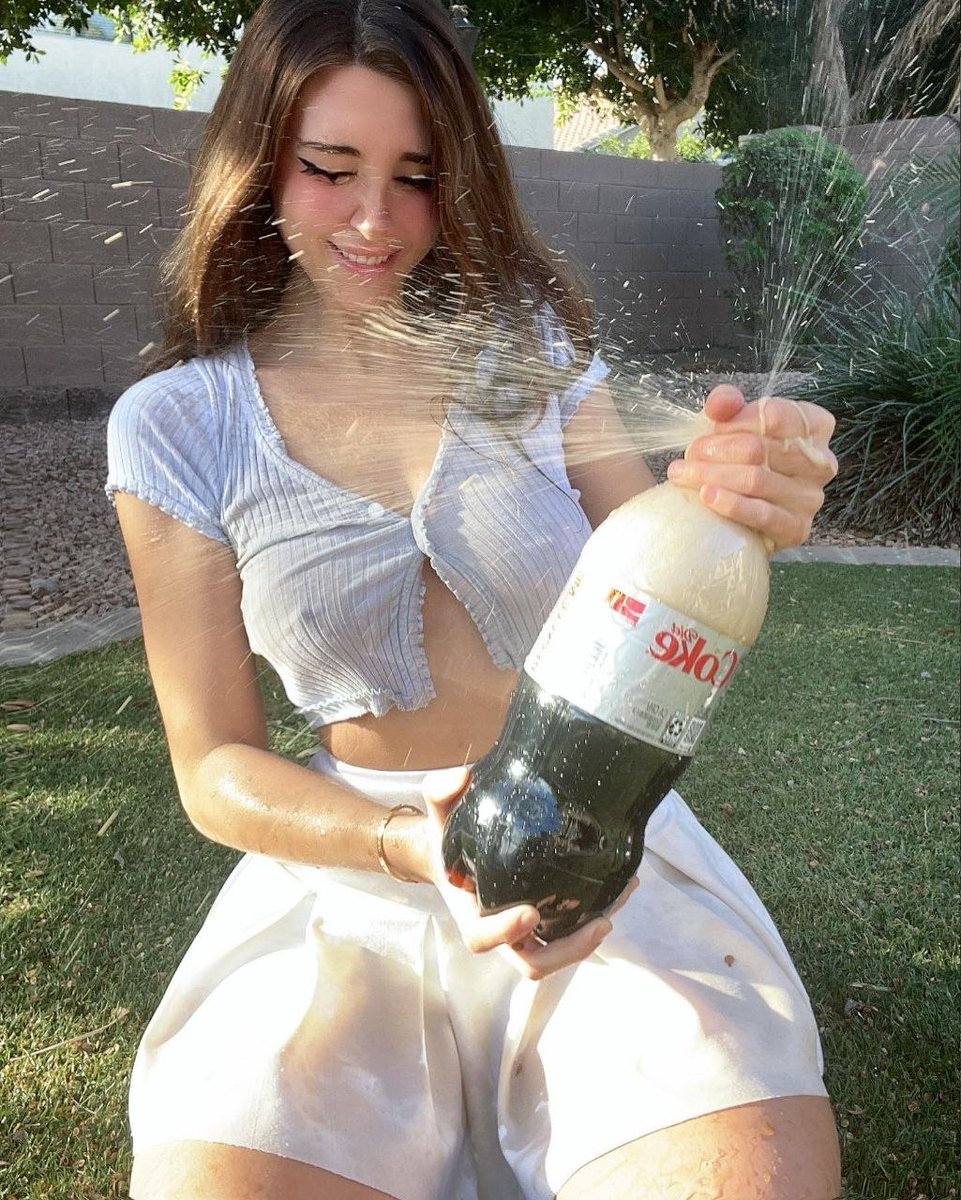 TheRedZoneHub's tweet photo. ☀️🔥 Sunny Ray 🔥☀️

🐦 @sunnyrayxo

👉 https://t.co/Z8PZbXiyrj

Promotional content. All rights to original creator.

🔴 Explore more on Telegram:
https://t.co/vs1kUdoweh

#SunnyRay #NSFW https://t.co/qvS2zbfsdY