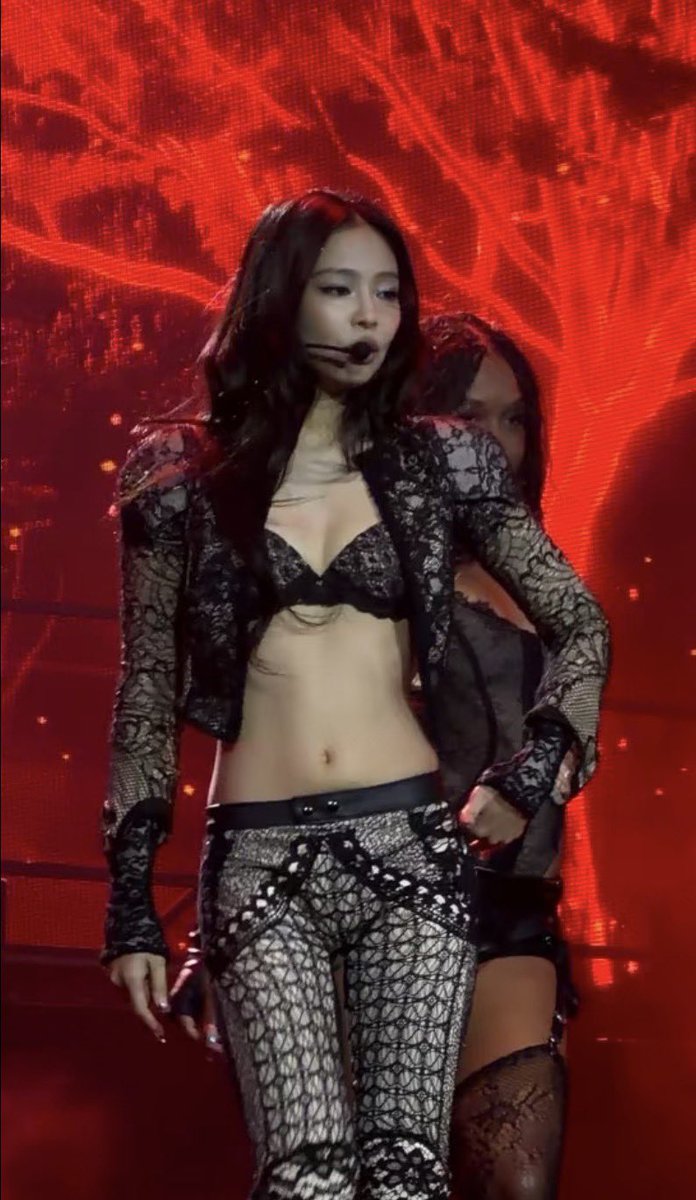 yk2aii's tweet photo. THE FIT 🧎🏻‍♀️ https://t.co/bxEsauIWxN