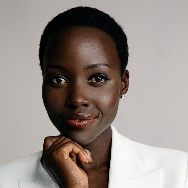 ShayaneLopes24's tweet photo. @FuriaeTradicao Lupita é uma das mulheres mais bonitas do cinema  vc pode até não concordar com a escolha dela pra o papel de Helena de Tróia mas dizer que ela é feia já é ir longe demais. O pior de tudo é que vc precisa pegar a foto mais desfavorável dela só para tentar justificar a sua opinião https://t.co/TwCPBDfMCJ