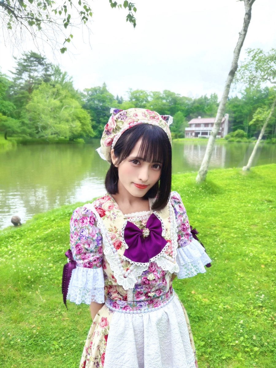 blg_saaya's tweet photo. 黒髪ボブベレー帽の子 好きですか...？ https://t.co/PiLmEZkbES
