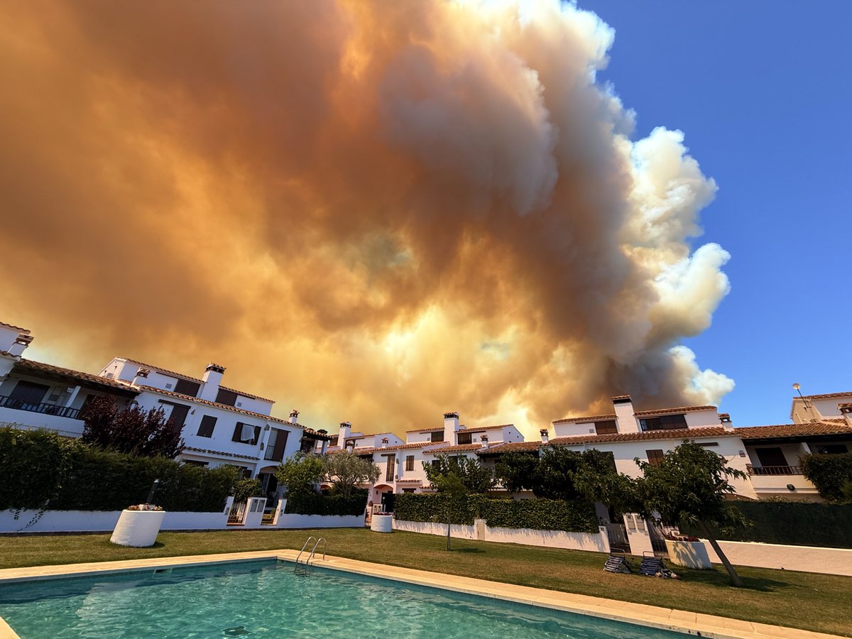 SanFranBCN's tweet photo. @3CatInfo Desde Sant Antonu de Calonge https://t.co/mE7x2Lt9Td