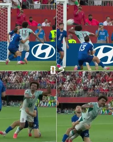 itjunori's tweet photo. @lori_usaforever Nah. Ya(hoo) was not correct. See Portugal Croatia. No red card. https://t.co/W1Byel4g1j