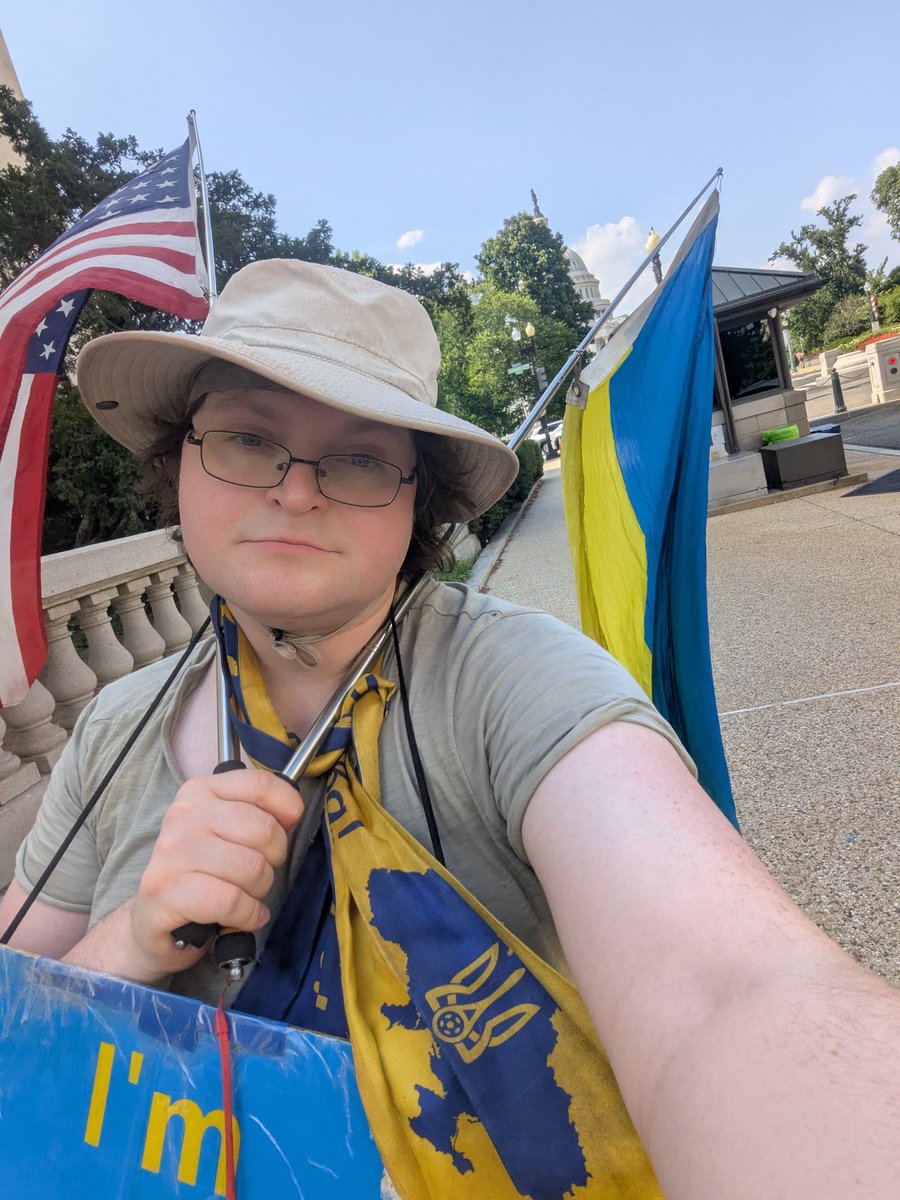 ukrainerallydc's tweet photo. Join us at Independence Ave and New Jersey by Longworth House Office building until 5:30pm today Friday.
Local heat wave continues with temperature of 102F (38C) with a heat index of 117F. 
Call your members of Congress and tell them to support Ukraine!
#CrimeaIsUkraine 🇺🇸 🇺🇦 https://t.co/A9fqSvstGY