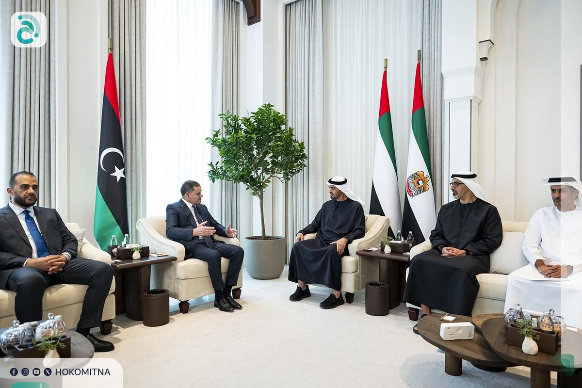 LibyaNews_en's tweet photo. During a meeting attended by the Undersecretary of the Ministry of Defence, Lieutenant General Abdel Salam Al-Zoubi, the two sides discussed ways to strengthen bilateral relations between the two brotherly countries and expand cooperation in economic and investment https://t.co/DpdMSLlUL7