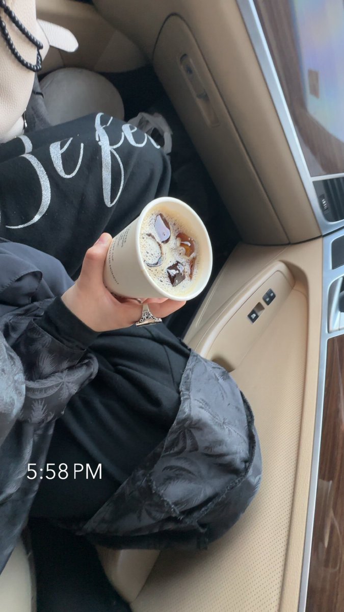 ro73818's tweet photo. Normal day.. https://t.co/nLhv4uukls