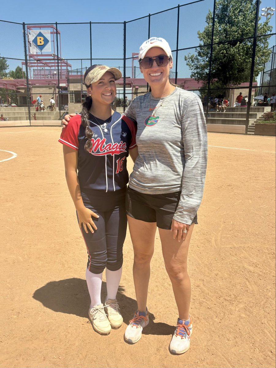 Mmarquez2029's tweet photo. Thank you so much @GatorsSB for such a great camp! I am grateful for the opportunity to learn from such an amazing coaching staff. I had a great time and enjoyed learning more about the program. Can't wait to do it again. Go Gators
@_TimWalton @FranEnea10 @Coach_AT @svanbrak https://t.co/EpvVZLJsHv