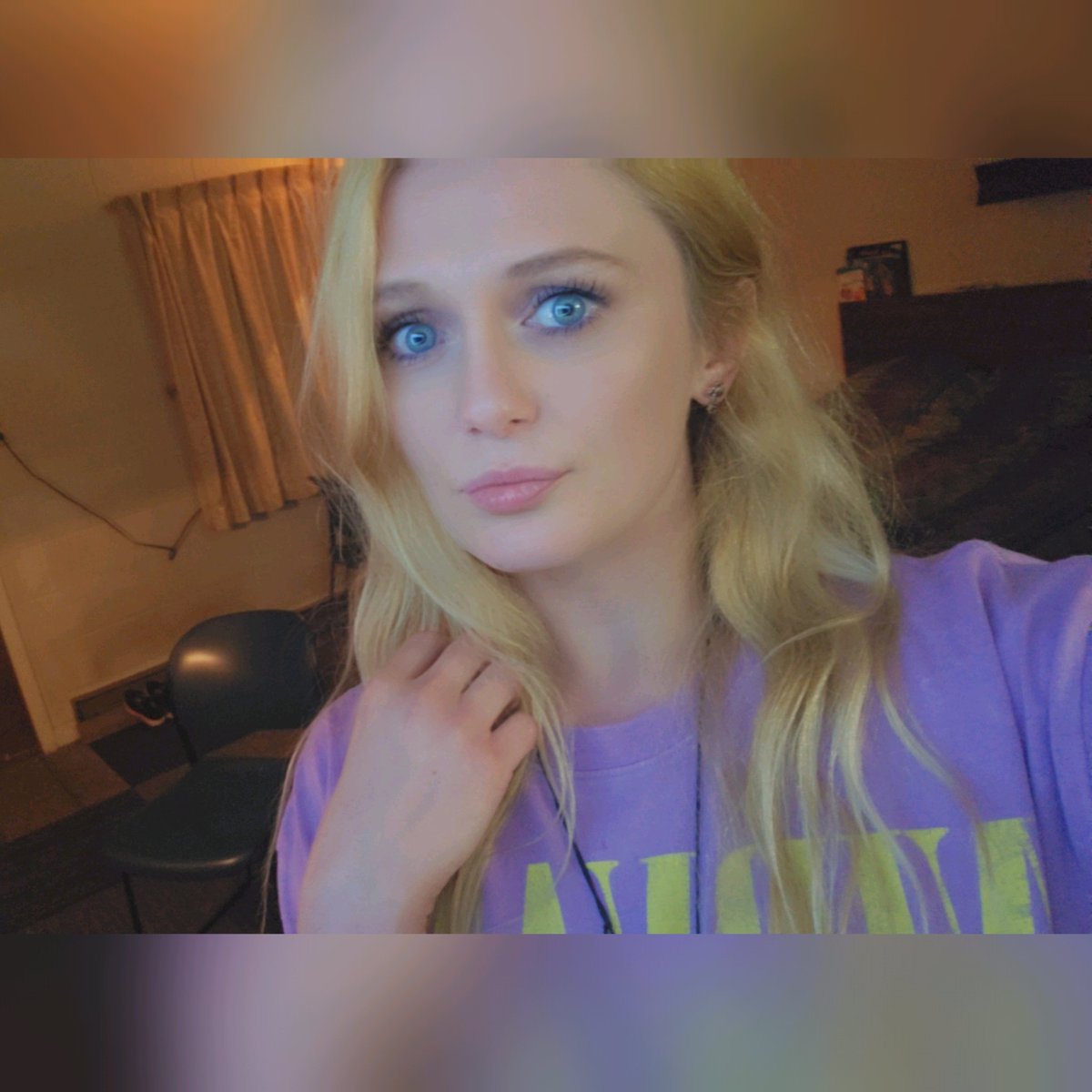 BuzzElecta's tweet photo. Blue Eyed Balkan 👀 💙 https://t.co/T26cweTuM5