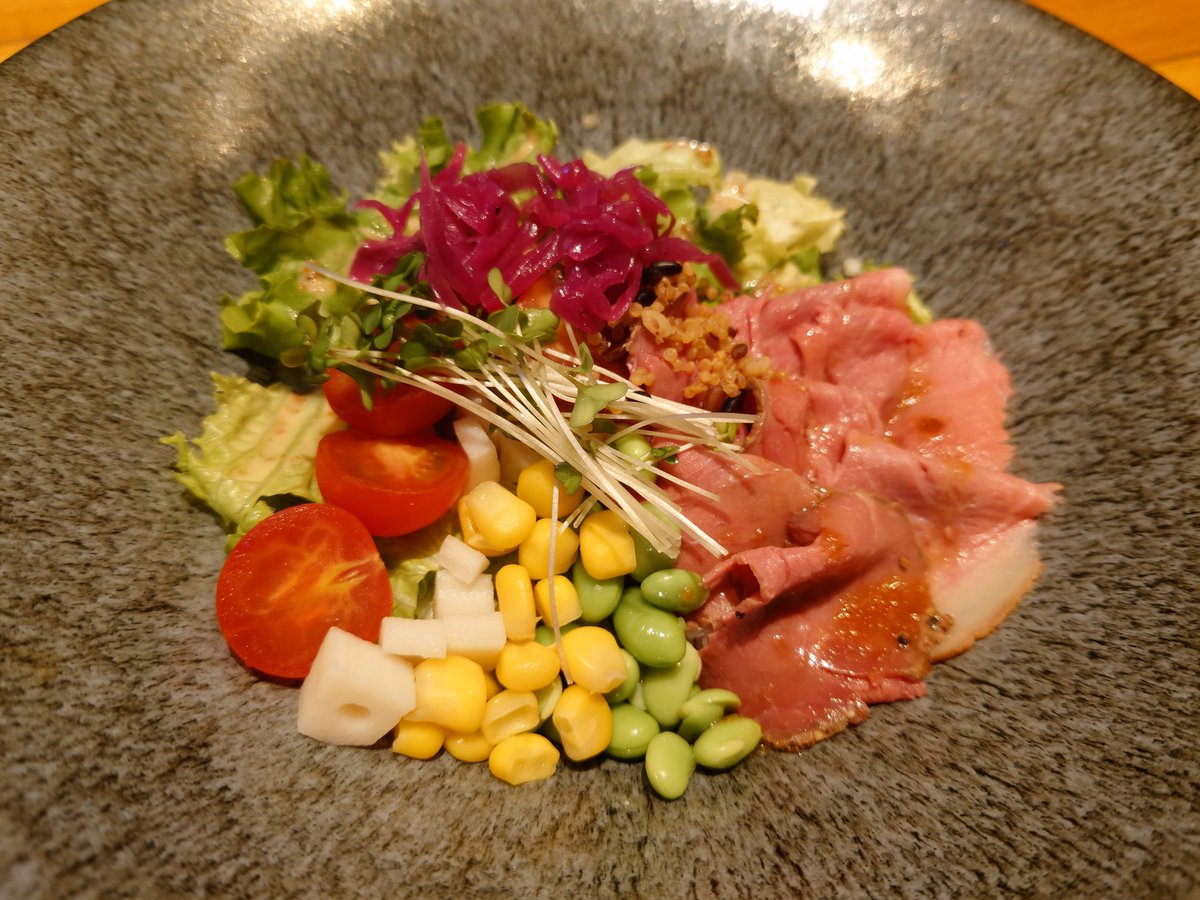 Akito_midnight's tweet photo. ちゃんと食べているよの報告←
（睡眠負債の返済二度寝したい） https://t.co/zySRgdfDmh