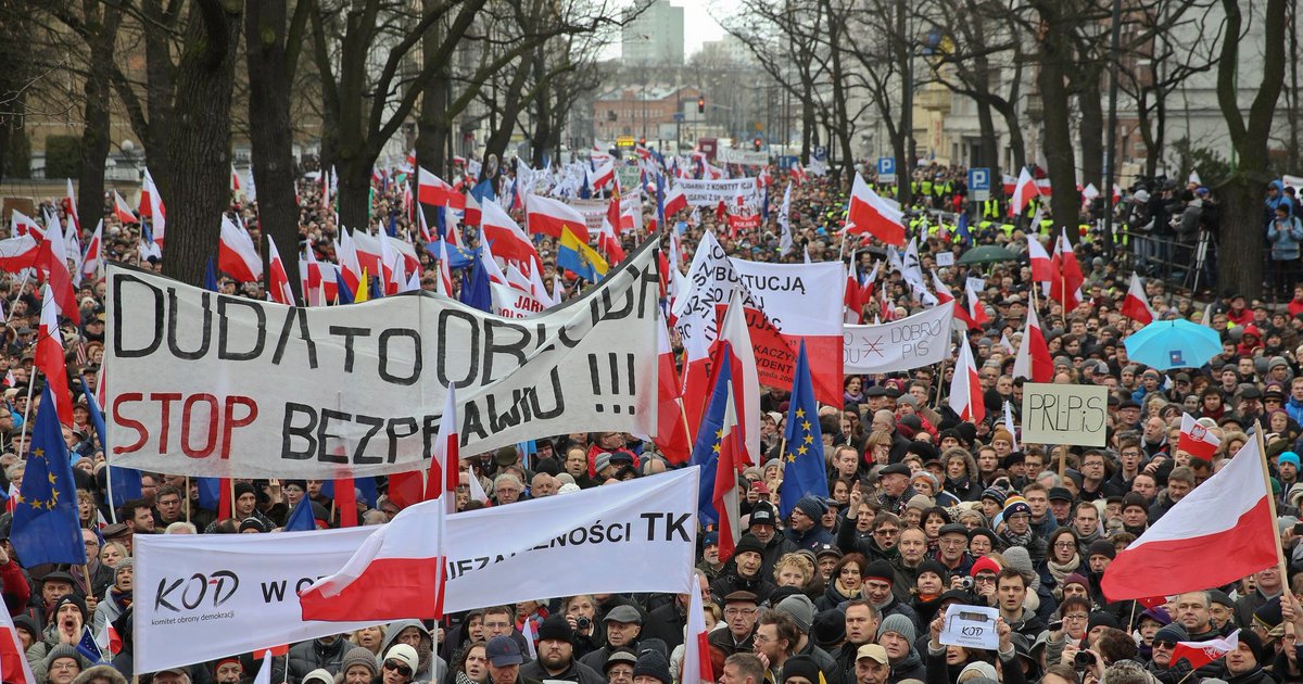 wall_xee_3's tweet photo. @goatmanznowu ronaldo jest co najwyżej 3, za Jacksonem i Mateuszem Kijowskim https://t.co/tLICIAJd7Z