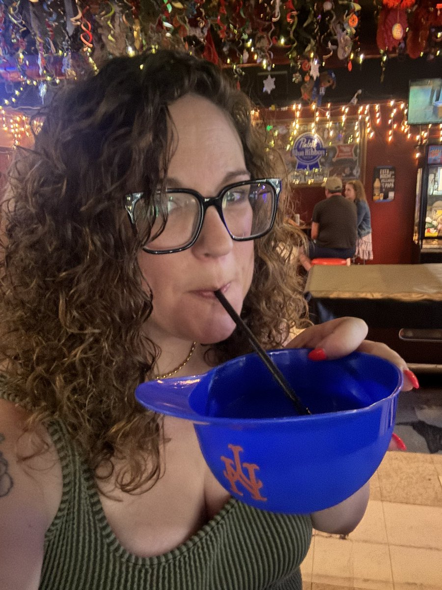 hotmessmeack's tweet photo. I love you too, @NiseiLounge https://t.co/ZCAbMNaR4t