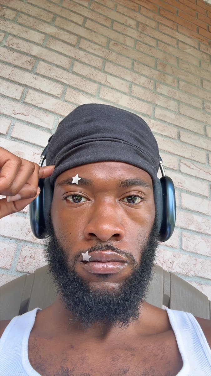 _Jsquared2's tweet photo. Fine shit said dis pic sexy 🤷🏽‍♂️ https://t.co/dTT1kyZ6Li