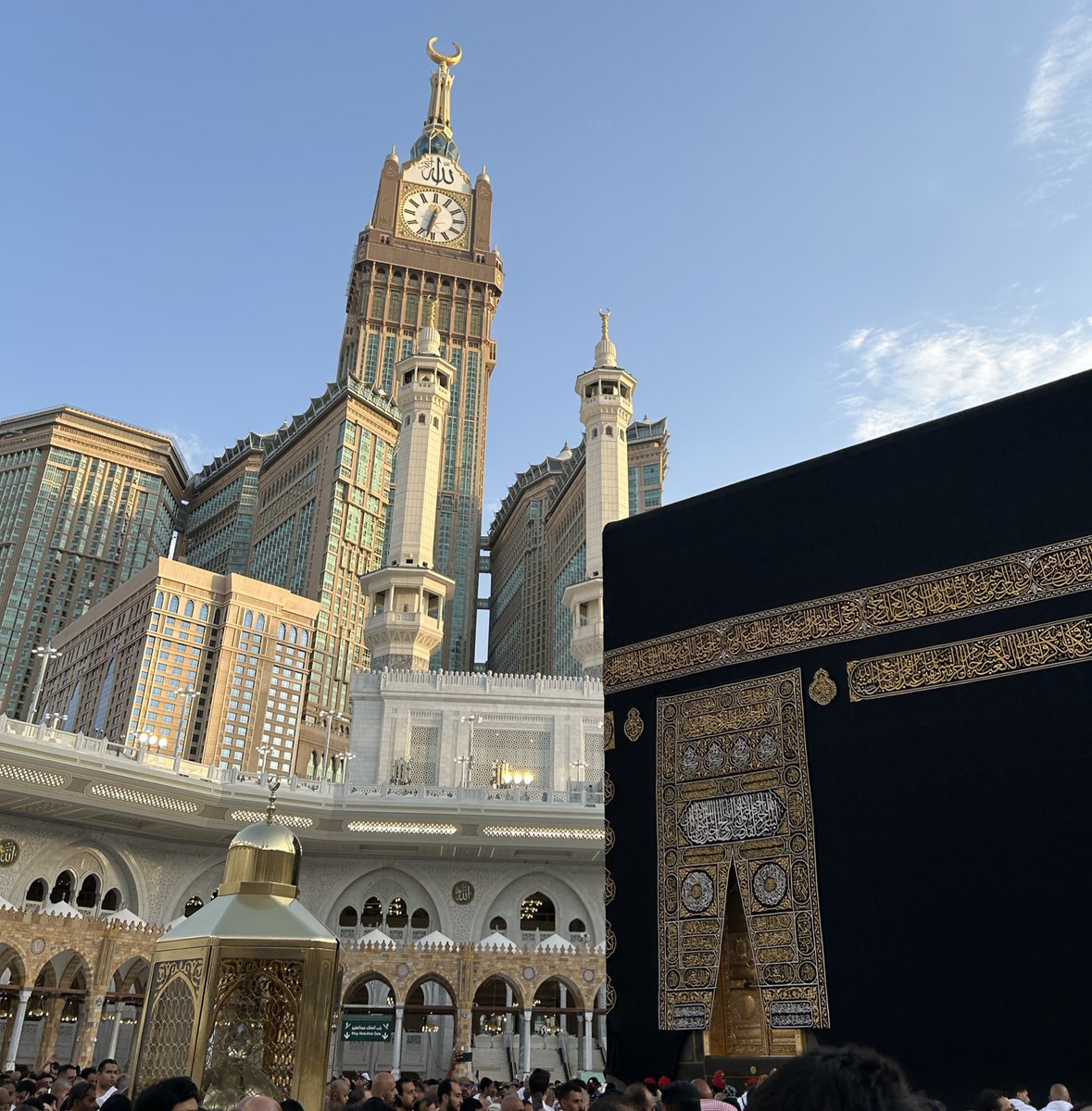 sdd21_'s tweet photo. ها قد طاب اللقاء🕋🤍 https://t.co/23M0DlPAAT