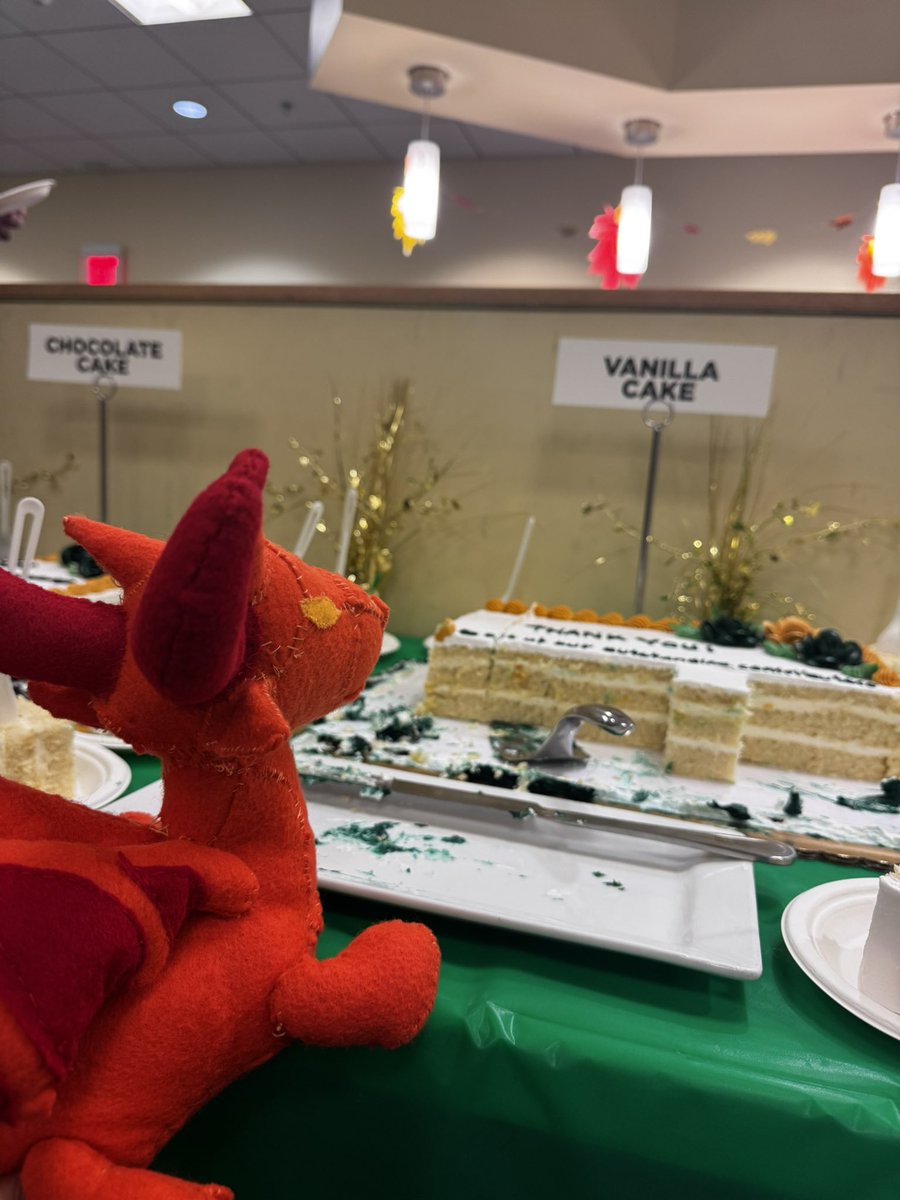 TheForgeGMU's tweet photo. Looking back on The Forge celebrating a successful Fall 2025 semester, full of lots of accomplishments, alongside the rest of @GMUStudentMedia, last year!

We’re excited for Fall 2026 and can’t wait to share even more joy, energy, and creativity with you guys next semester. ✨ https://t.co/XQmhTicSck