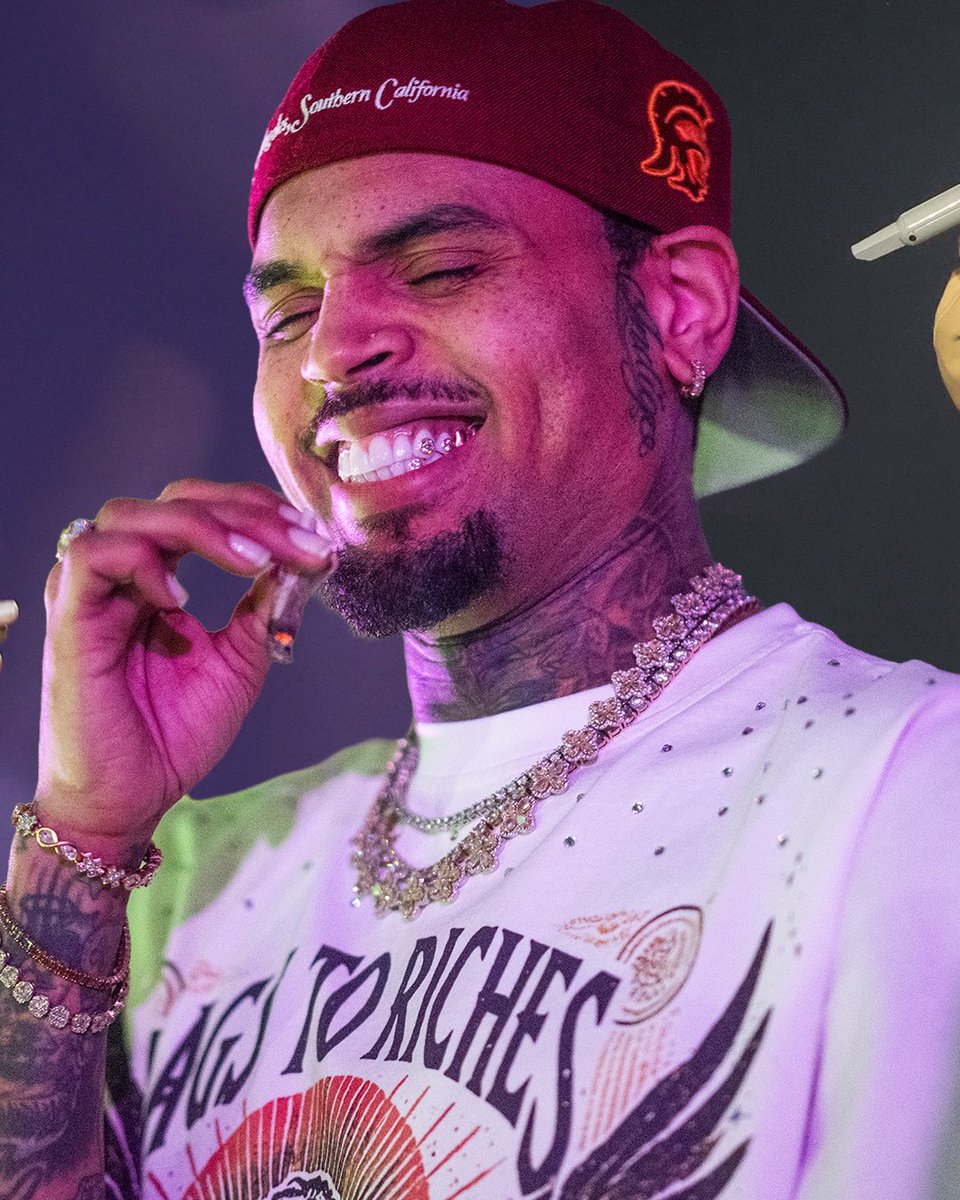 revolttv's tweet photo. 163 Million RIAA-Certified Units 🤯 https://t.co/slcsufsEWn