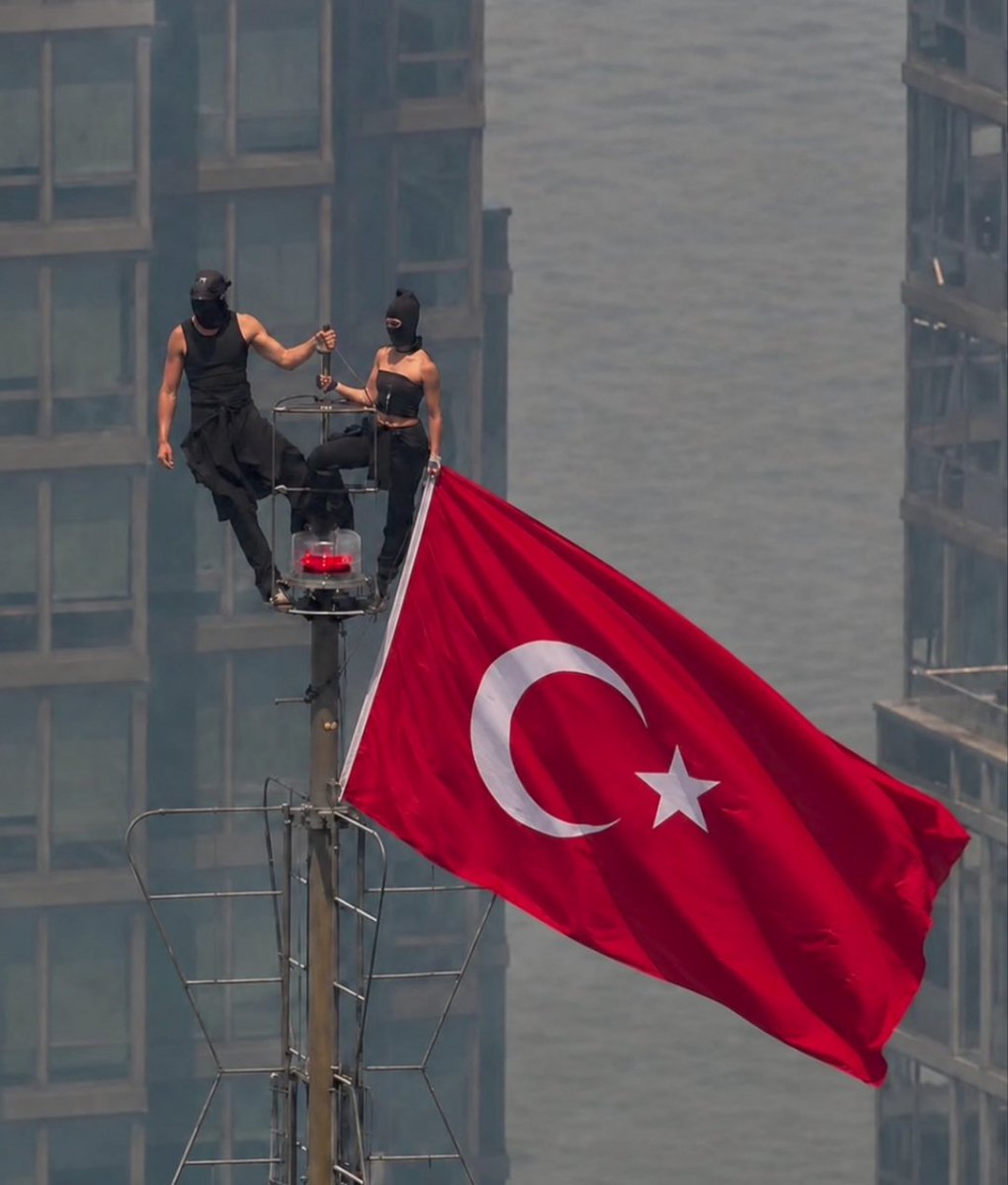 tlhyilms's tweet photo. ne dedin bu işe https://t.co/rYXgveY8if