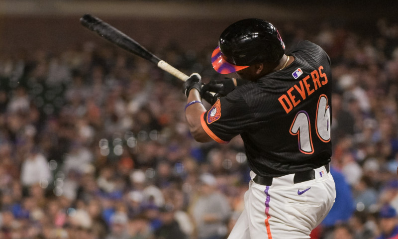 RotoGrinders's tweet photo. Looking to build the perfect MLB DFS lineup for Friday’s main slate? ⚾️💰

@DavePotts2, @erikbeimfohr, and @DFS_Almanac break down the top pitcher targets, stack options, and core plays in today's Expert Survey! 📊👇
🔗https://t.co/Hr8P94xHNQ https://t.co/km3X75FG2e