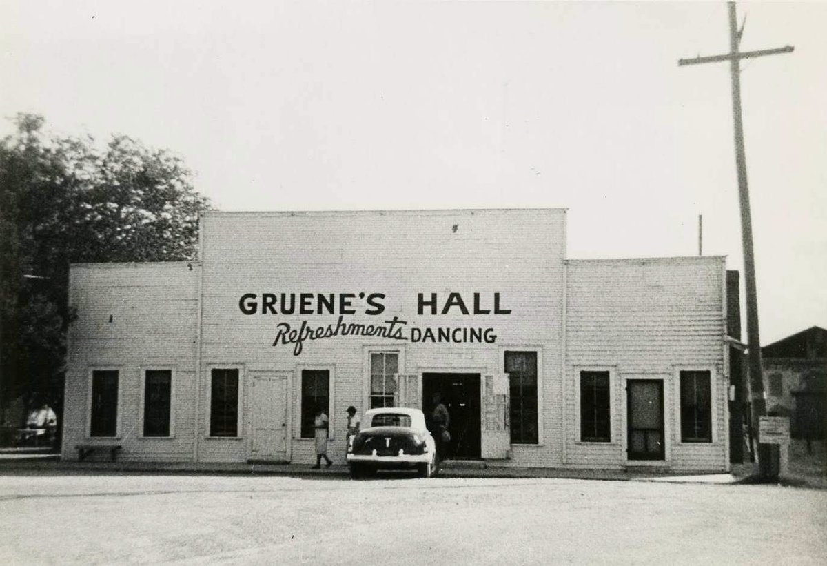 FactsAboutTexas's tweet photo. Gruene's Hall in Gruene, Texas in the 1950s https://t.co/DkxYEO0otw