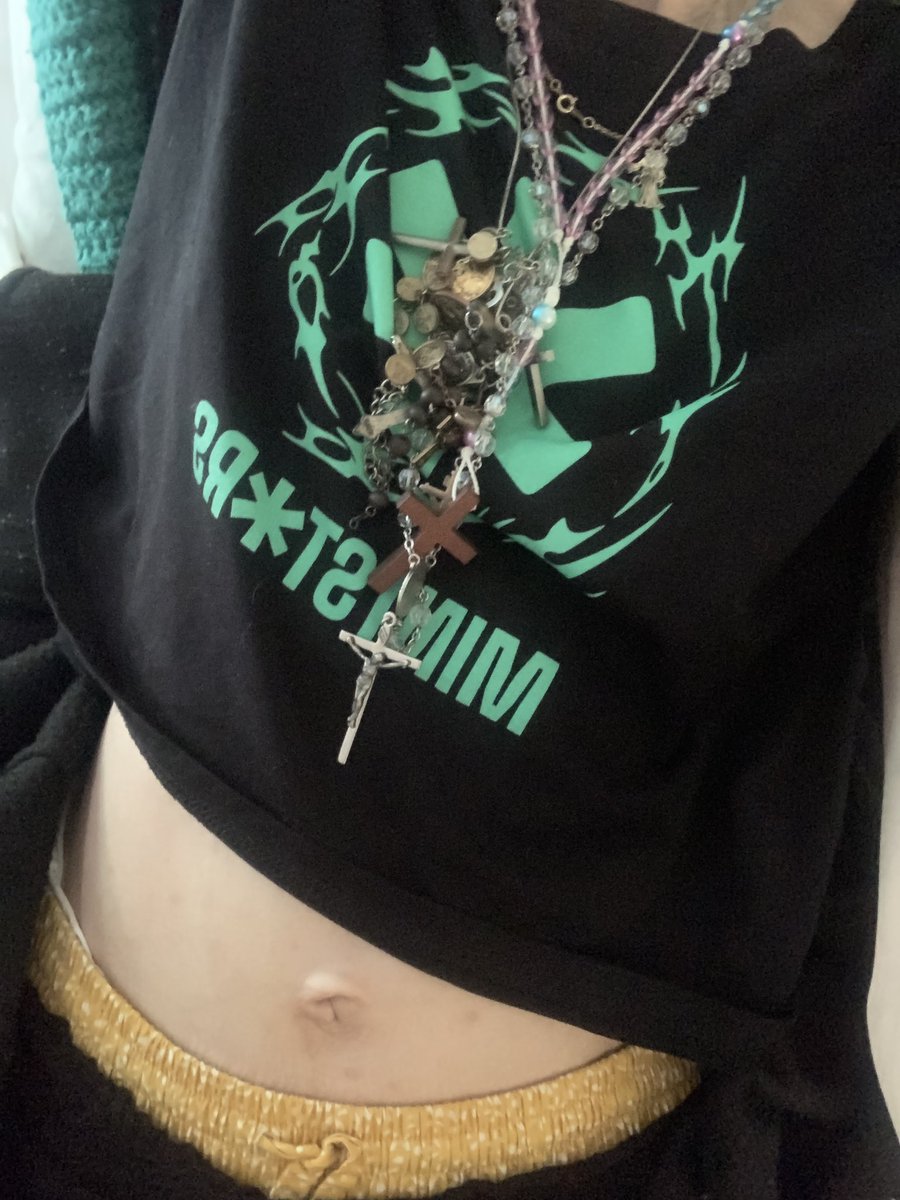BlkMoonTeeth's tweet photo. @MintStarsReal 
Happy Friday (՞⸝⸝ᵒ̴̶̷꒳ᵒ̴̶̷⸝⸝՞)💕

Follow me! 

https://t.co/CiYdMCZesr

Tip Me! 

https://t.co/45zHm4j1cH https://t.co/LTmu7H375P